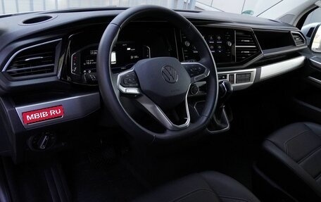 Volkswagen Multivan T6 рестайлинг, 2022 год, 8 750 000 рублей, 11 фотография