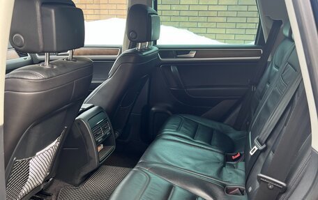 Volkswagen Touareg III, 2013 год, 2 550 000 рублей, 10 фотография