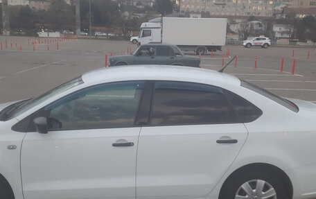 Volkswagen Polo VI (EU Market), 2015 год, 897 000 рублей, 2 фотография