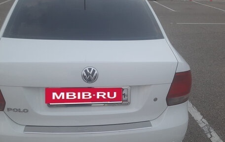 Volkswagen Polo VI (EU Market), 2015 год, 897 000 рублей, 3 фотография