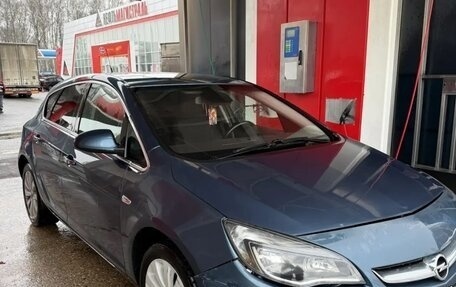 Opel Astra J, 2013 год, 550 000 рублей, 12 фотография