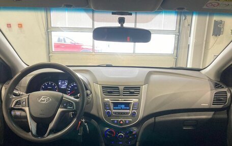 Hyundai Solaris II рестайлинг, 2016 год, 929 000 рублей, 11 фотография