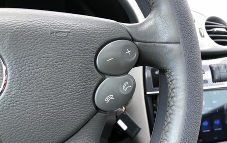 Mercedes-Benz CLK-Класс, 2004 год, 790 000 рублей, 17 фотография