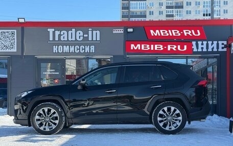 Toyota RAV4, 2020 год, 3 550 000 рублей, 7 фотография