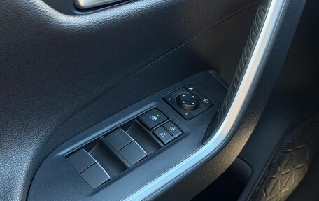 Toyota RAV4, 2020 год, 3 550 000 рублей, 34 фотография