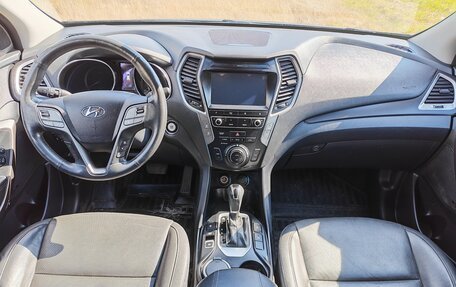 Hyundai Santa Fe III рестайлинг, 2016 год, 2 300 000 рублей, 13 фотография