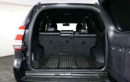 Toyota Land Cruiser Prado 150 рестайлинг 2, 2016 год, 3 685 000 рублей, 10 фотография