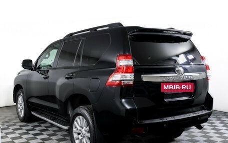 Toyota Land Cruiser Prado 150 рестайлинг 2, 2016 год, 3 685 000 рублей, 7 фотография
