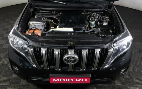 Toyota Land Cruiser Prado 150 рестайлинг 2, 2016 год, 3 685 000 рублей, 9 фотография