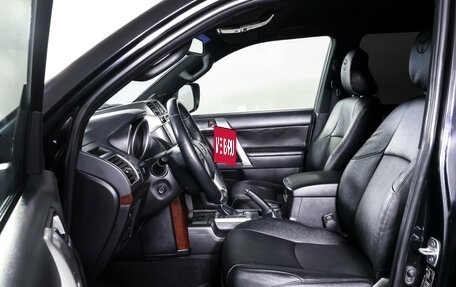 Toyota Land Cruiser Prado 150 рестайлинг 2, 2016 год, 3 685 000 рублей, 16 фотография