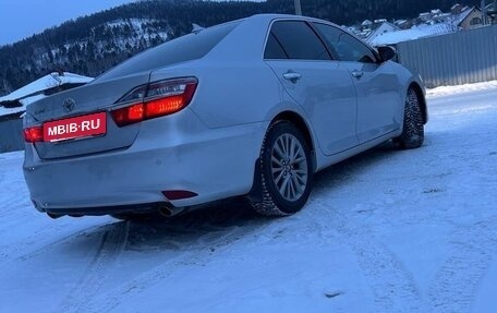 Toyota Camry, 2018 год, 2 150 000 рублей, 3 фотография