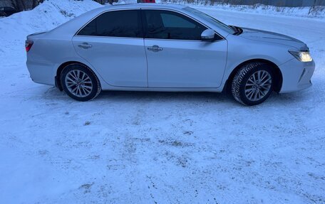 Toyota Camry, 2018 год, 2 150 000 рублей, 10 фотография