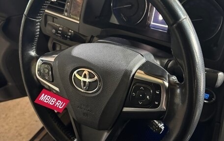 Toyota Camry, 2018 год, 2 150 000 рублей, 15 фотография