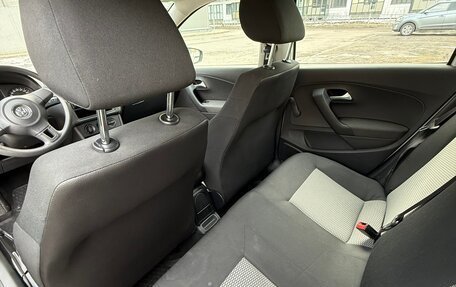 Volkswagen Polo VI (EU Market), 2011 год, 440 000 рублей, 10 фотография