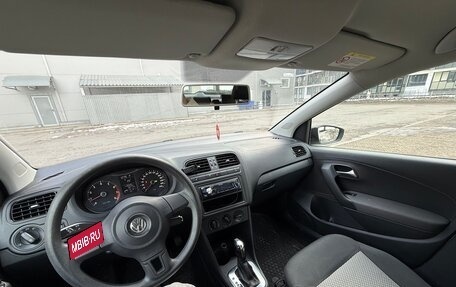 Volkswagen Polo VI (EU Market), 2011 год, 440 000 рублей, 14 фотография