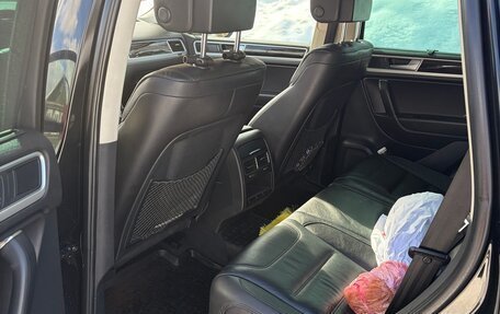 Volkswagen Touareg III, 2015 год, 2 800 000 рублей, 10 фотография