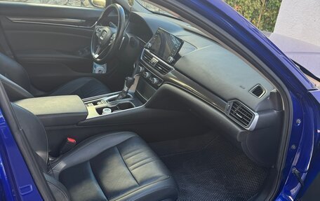 Honda Accord IX рестайлинг, 2021 год, 2 400 000 рублей, 7 фотография