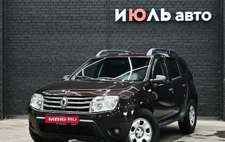 Renault Duster I рестайлинг, 2014 год, 800 000 рублей, 1 фотография