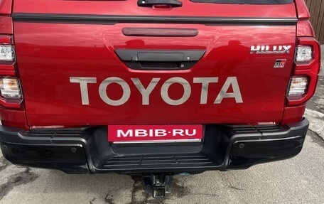 Toyota Hilux VIII, 2022 год, 5 800 000 рублей, 5 фотография