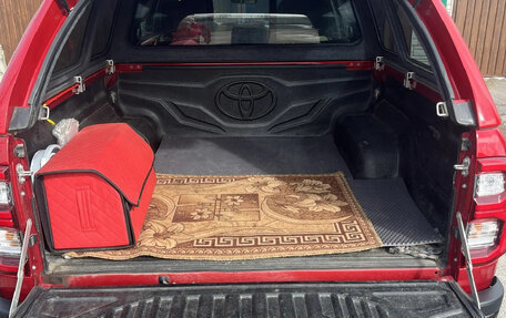 Toyota Hilux VIII, 2022 год, 5 800 000 рублей, 9 фотография