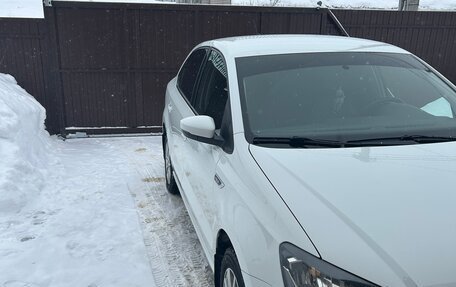 Volkswagen Polo VI (EU Market), 2018 год, 1 285 000 рублей, 2 фотография