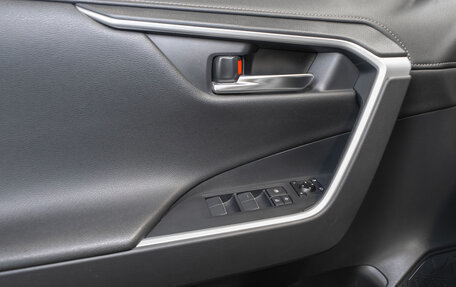 Toyota RAV4, 2022 год, 3 840 000 рублей, 14 фотография