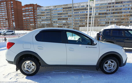 Renault Logan II, 2022 год, 1 070 000 рублей, 8 фотография