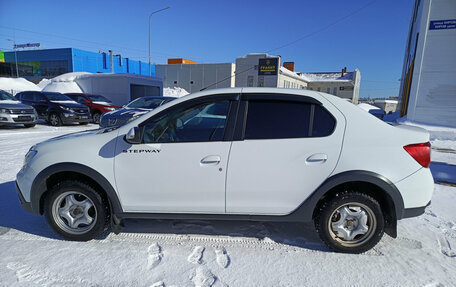 Renault Logan II, 2022 год, 1 070 000 рублей, 12 фотография