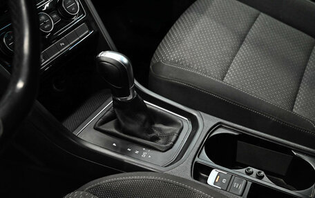 Volkswagen Touran III, 2019 год, 2 030 000 рублей, 16 фотография