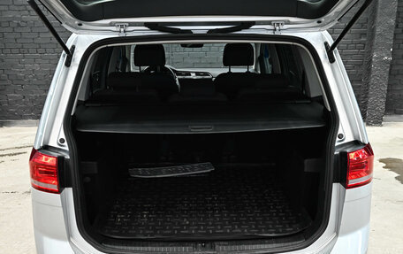 Volkswagen Touran III, 2019 год, 2 030 000 рублей, 9 фотография