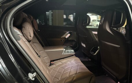 BMW 7 серия, 2023 год, 13 490 000 рублей, 28 фотография