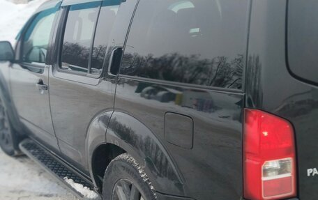 Nissan Pathfinder, 2010 год, 1 300 000 рублей, 2 фотография