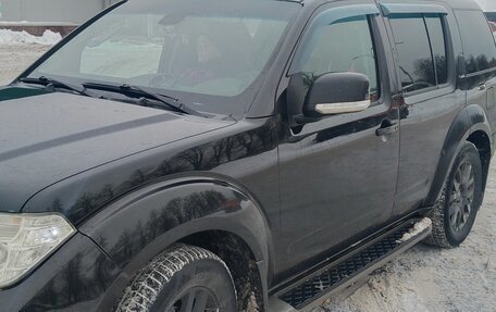 Nissan Pathfinder, 2010 год, 1 300 000 рублей, 3 фотография