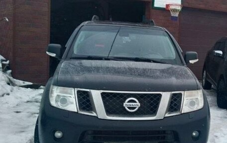 Nissan Pathfinder, 2010 год, 1 300 000 рублей, 23 фотография