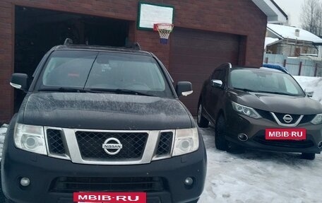Nissan Pathfinder, 2010 год, 1 300 000 рублей, 22 фотография