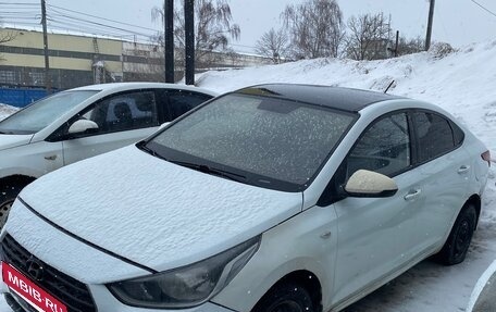 Hyundai Solaris II рестайлинг, 2018 год, 580 000 рублей, 3 фотография