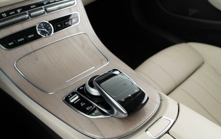 Mercedes-Benz E-Класс, 2019 год, 4 297 055 рублей, 21 фотография