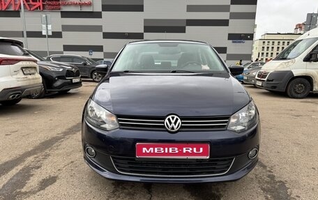 Volkswagen Polo VI (EU Market), 2012 год, 750 000 рублей, 1 фотография