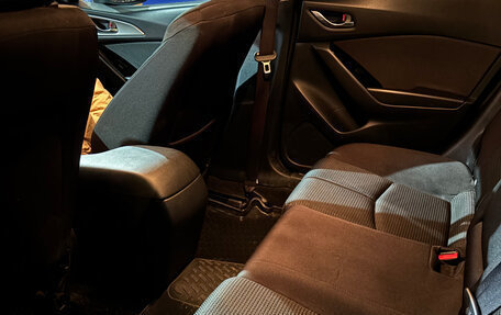 Mazda 3, 2018 год, 1 850 000 рублей, 10 фотография