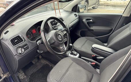 Volkswagen Polo VI (EU Market), 2012 год, 750 000 рублей, 10 фотография