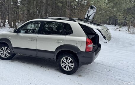Hyundai Tucson III, 2008 год, 970 000 рублей, 23 фотография