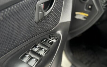 Hyundai Tucson III, 2008 год, 970 000 рублей, 29 фотография