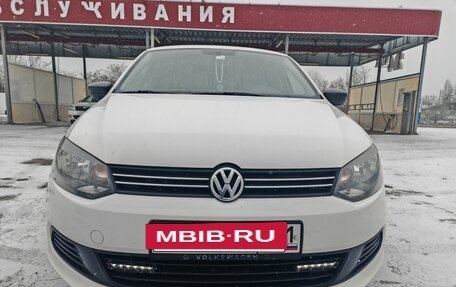 Volkswagen Polo VI (EU Market), 2013 год, 930 000 рублей, 3 фотография