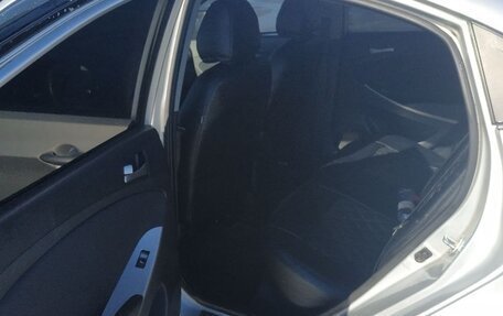 Hyundai Solaris II рестайлинг, 2016 год, 635 000 рублей, 18 фотография