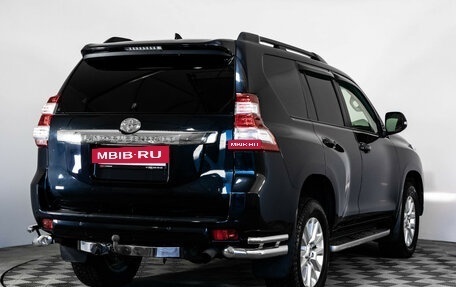 Toyota Land Cruiser Prado 150 рестайлинг 2, 2017 год, 3 599 000 рублей, 6 фотография