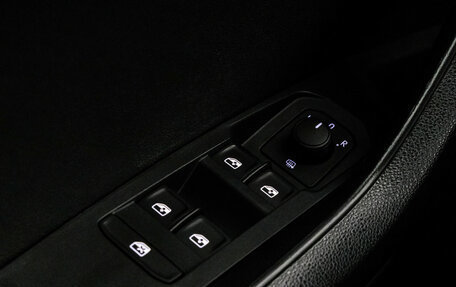 Skoda Karoq I, 2021 год, 2 549 000 рублей, 18 фотография