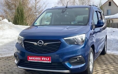 Opel Combo E, 2020 год, 2 375 000 рублей, 1 фотография