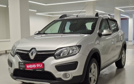 Renault Sandero II рестайлинг, 2017 год, 995 000 рублей, 1 фотография