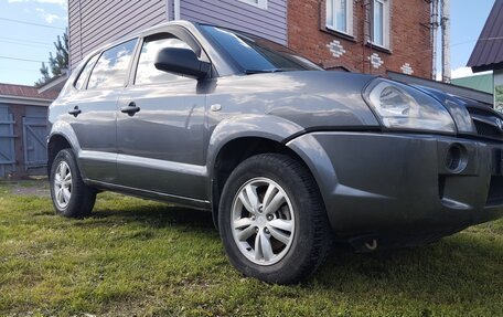 Hyundai Tucson III, 2008 год, 850 000 рублей, 4 фотография