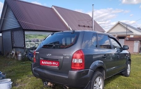 Hyundai Tucson III, 2008 год, 850 000 рублей, 3 фотография